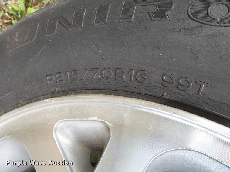 image for item K1054 2000 Jeep Grand Cherokee Laredo SUV