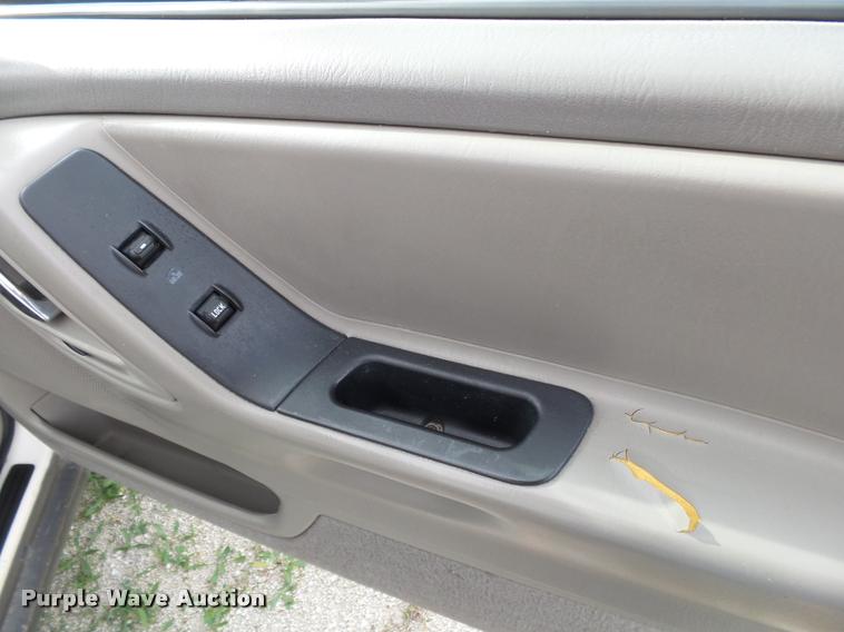 image for item K1054 2000 Jeep Grand Cherokee Laredo SUV