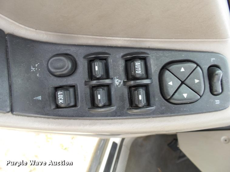 image for item K1054 2000 Jeep Grand Cherokee Laredo SUV