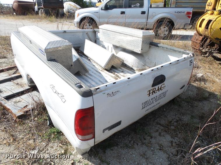 image for item K1057 Ford F250 pickup truck bed