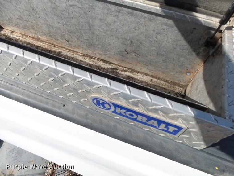 image for item K1057 Ford F250 pickup truck bed