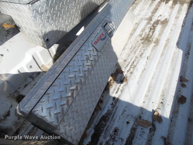 image for item K1057 Ford F250 pickup truck bed