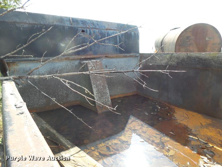 image for item K1058 Dump bed