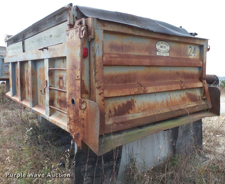 image for item K1060 Dump bed