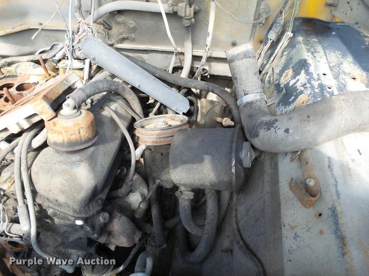 image for item K1062 1979 Ford F800 dump truck