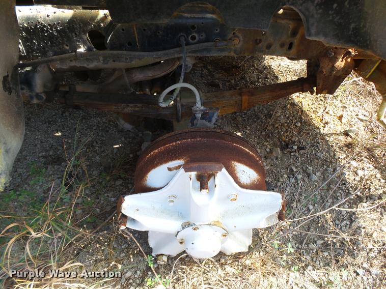 image for item K1062 1979 Ford F800 dump truck