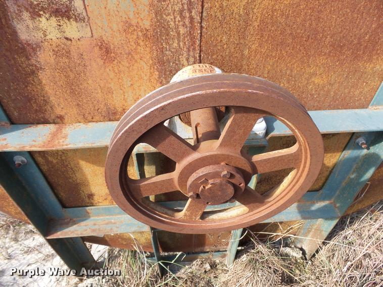 image for item K1064 Fan