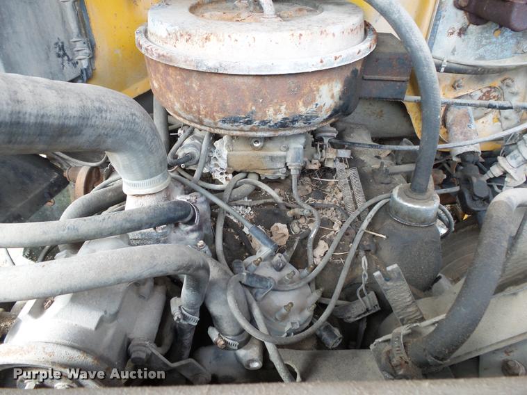 image for item K1065 1981 Ford F85 dump truck