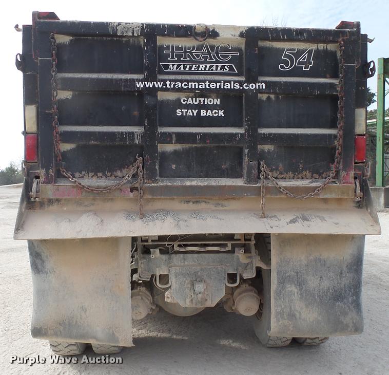 image for item K1066 1995 Ford L9000 dump truck