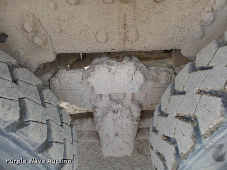 image for item K1066 1995 Ford L9000 dump truck