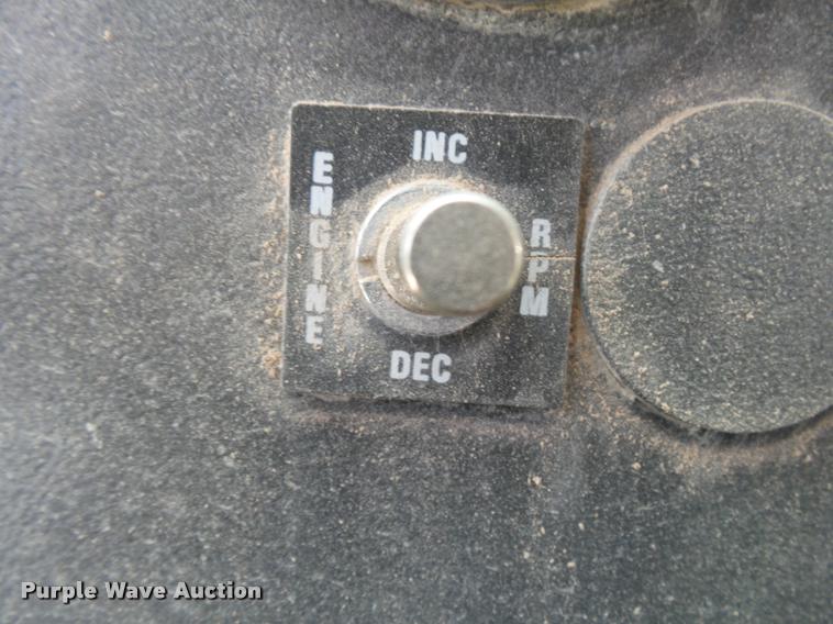 image for item K1066 1995 Ford L9000 dump truck