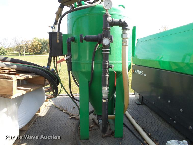 image for item K1067 2014 MMLJ sandblasting trailer