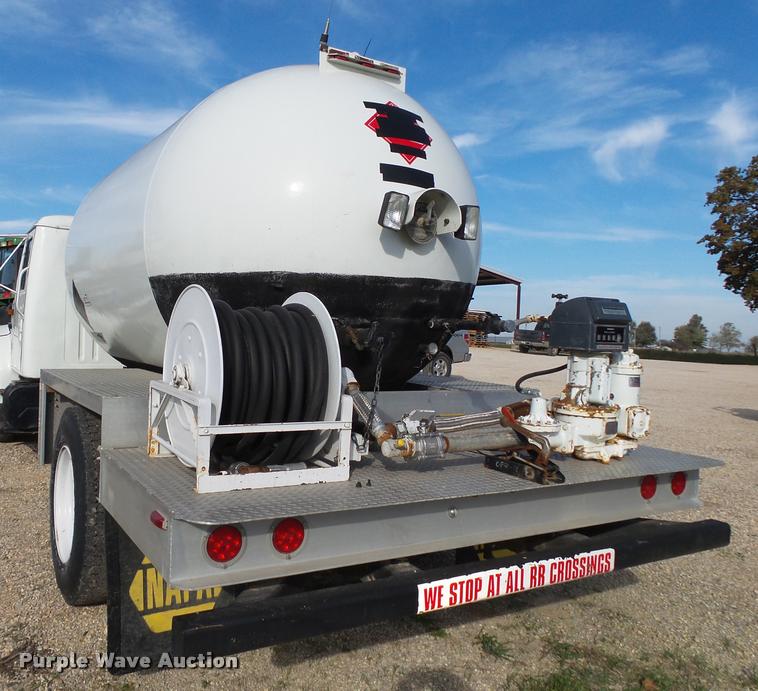image for item K1068 1974 Trinity propane tank