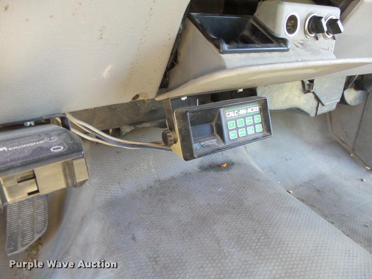 image for item K1353 1995 Chevrolet 3500 flatbed pickup truck