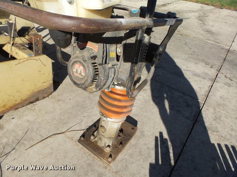 image for item K1358 Mikasa MT-75HS plate compactor