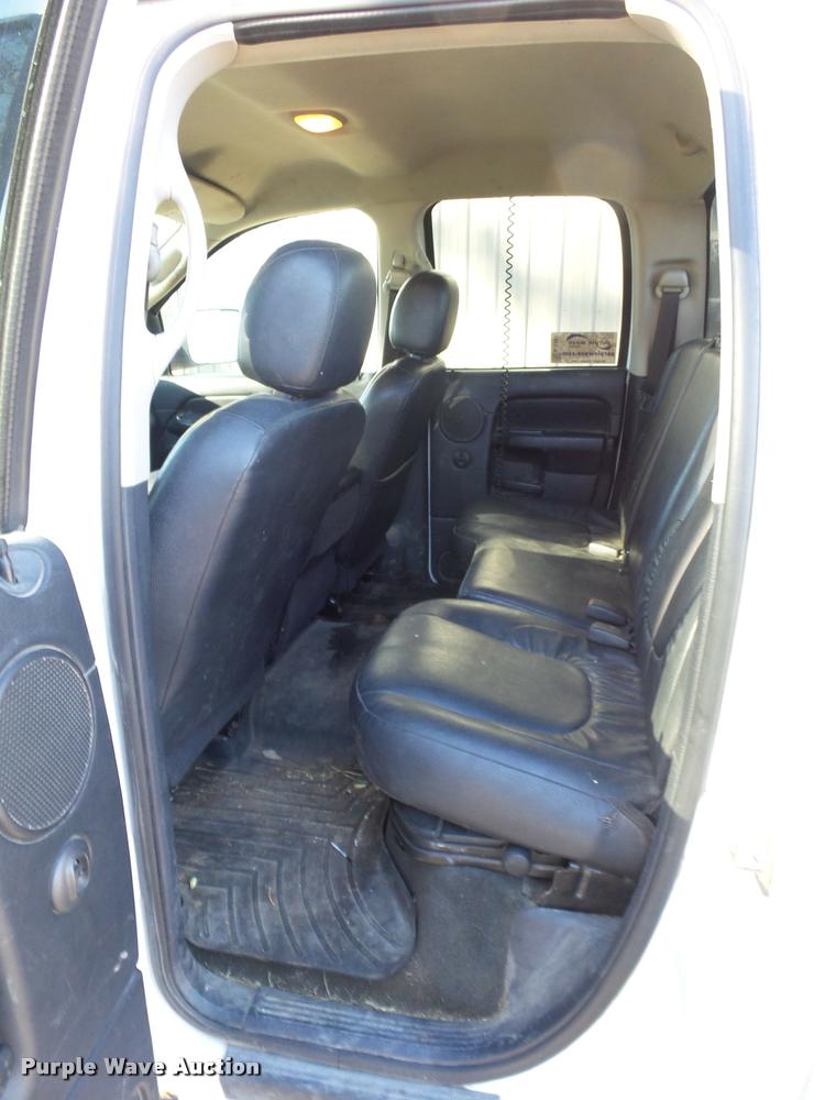 image for item K1361 2003 Dodge Ram 2500 SLT Quad Cab pickup truck