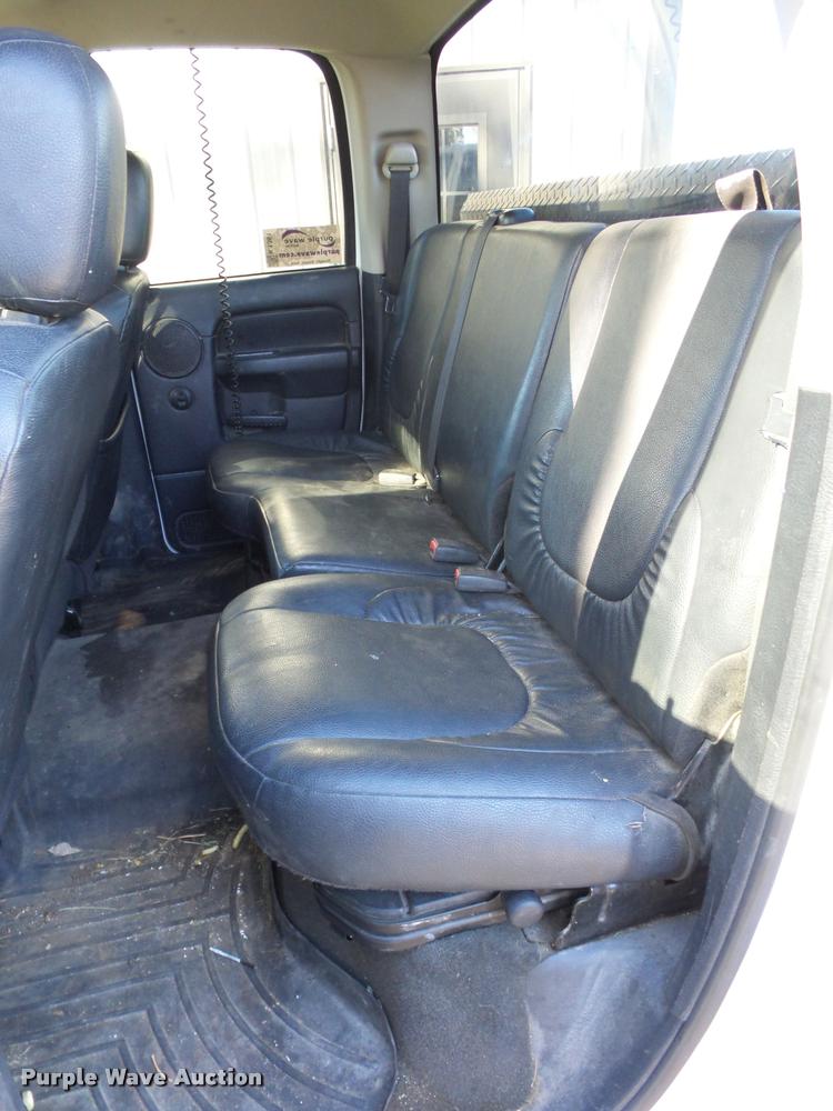 image for item K1361 2003 Dodge Ram 2500 SLT Quad Cab pickup truck