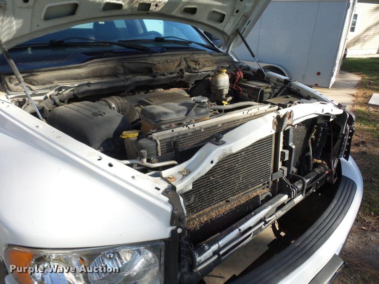 image for item K1361 2003 Dodge Ram 2500 SLT Quad Cab pickup truck