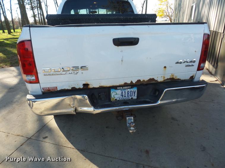 image for item K1361 2003 Dodge Ram 2500 SLT Quad Cab pickup truck