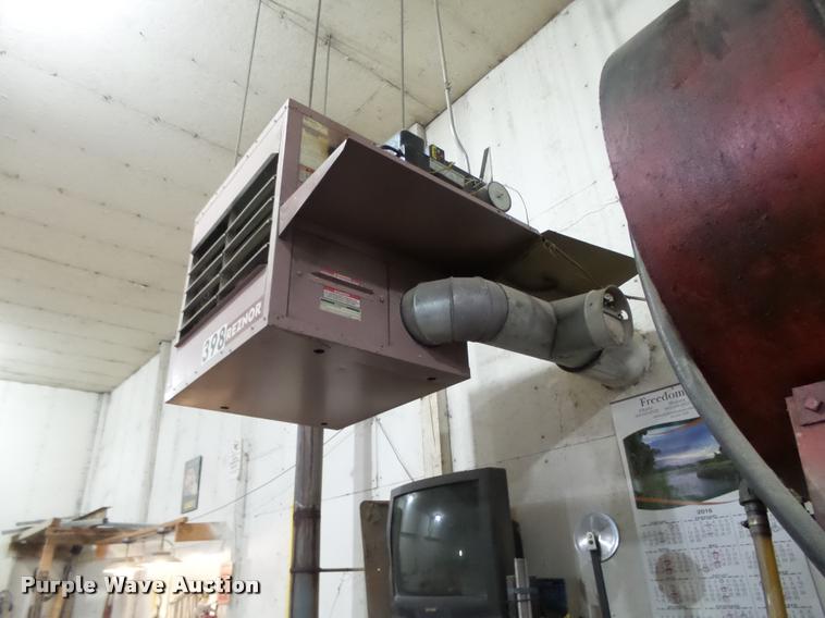 image for item K2458 Reznor RA-140 waste oil furnace