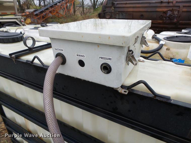 image for item K2463 (4) calcium chloride poly tanks