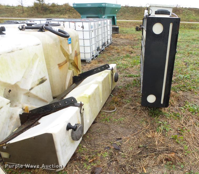 image for item K2463 (4) calcium chloride poly tanks