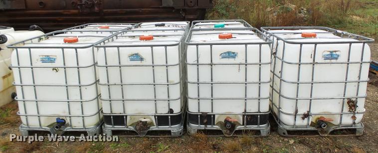 image for item K2465 (7) fluid container totes