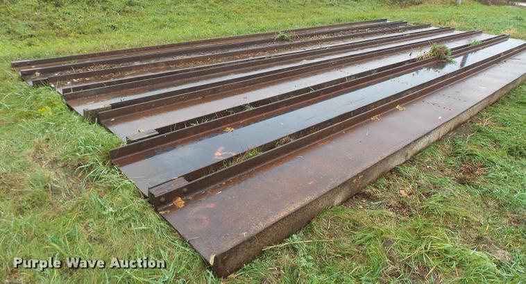 image for item K2471 (7) steel I-beams