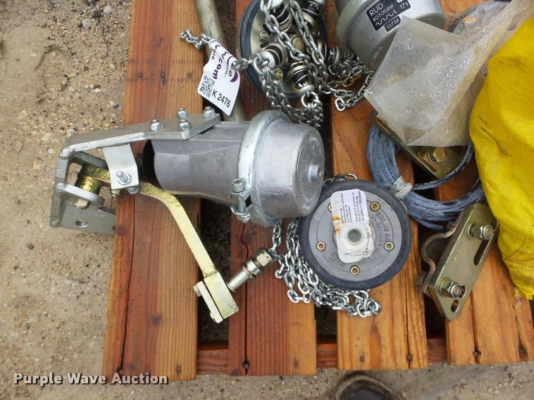 image for item K2476 Automatic tire chains