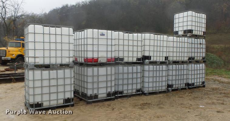 image for item K2488 (23) fluid tote containers