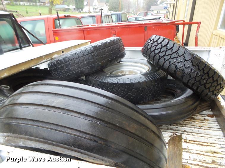 image for item K2494 (18) tires