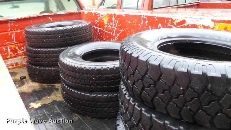 image for item K2494 (18) tires
