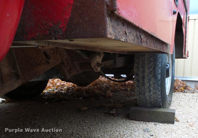 image for item K2496 1999 Chevrolet 3500 Crew Cab utility truck