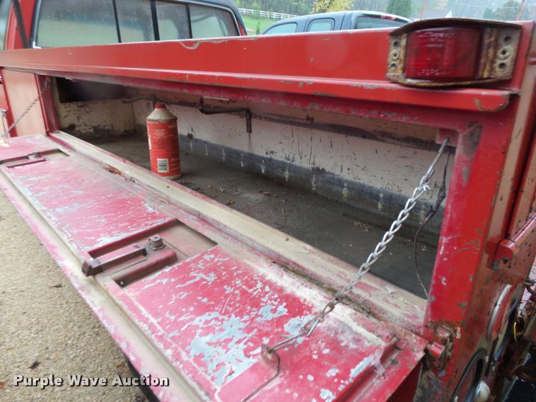 image for item K2497 1991 Chevrolet 3500 Crew Cab utility truck