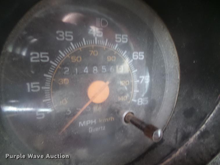 image for item K2497 1991 Chevrolet 3500 Crew Cab utility truck