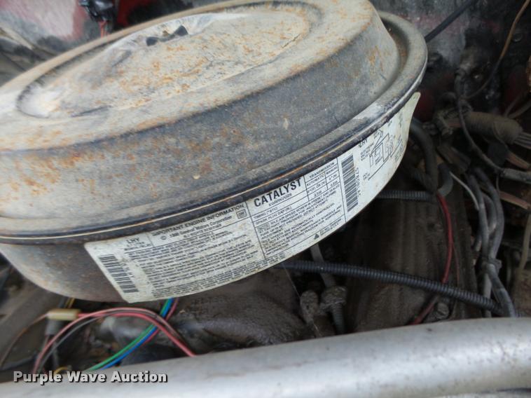 image for item K2497 1991 Chevrolet 3500 Crew Cab utility truck