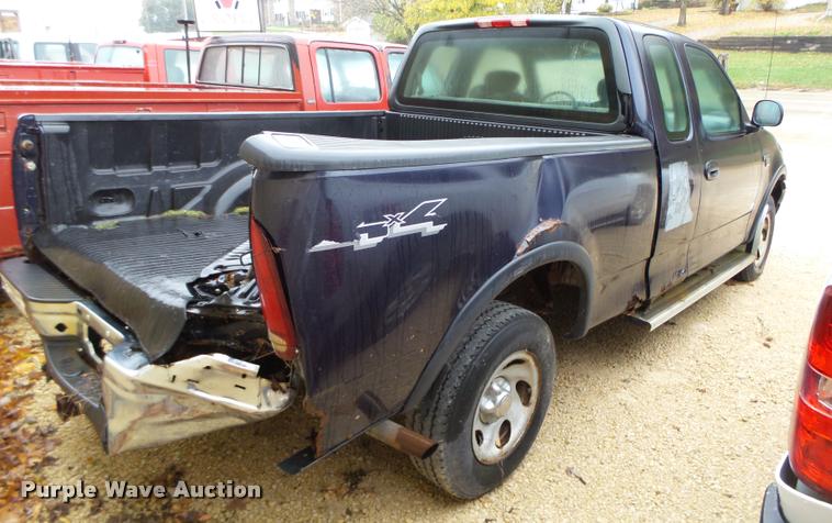 image for item K2498 2001 Ford F150 XL SuperCab pickup truck