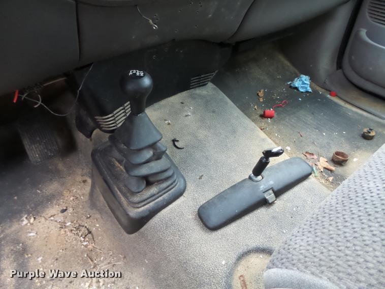 image for item K2498 2001 Ford F150 XL SuperCab pickup truck