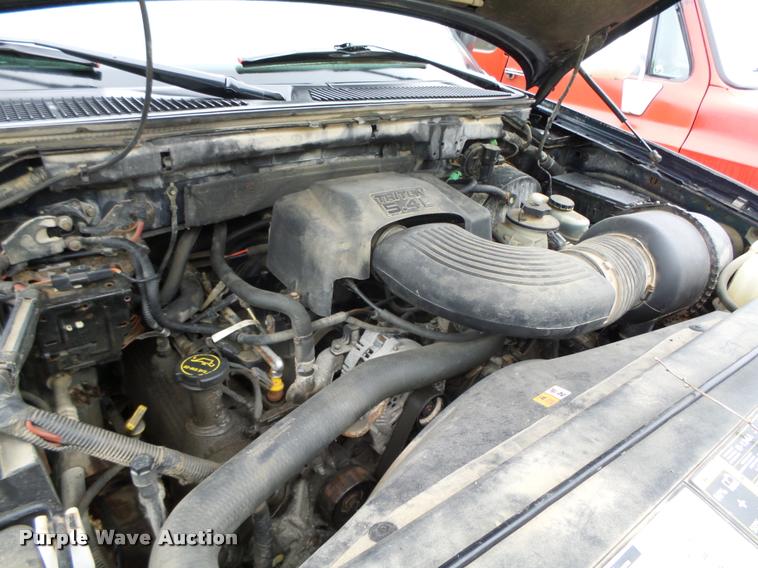 image for item K2498 2001 Ford F150 XL SuperCab pickup truck