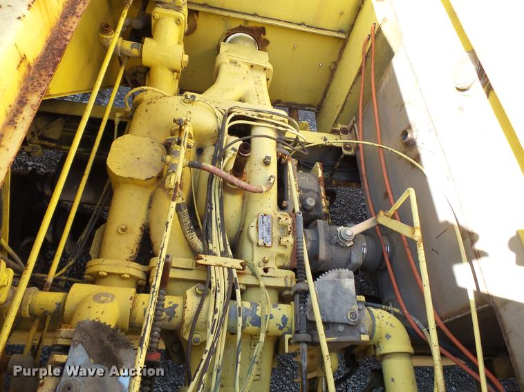 image for item K3435 1976 Ford 900 fire truck