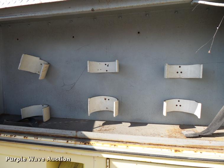 image for item K3435 1976 Ford 900 fire truck