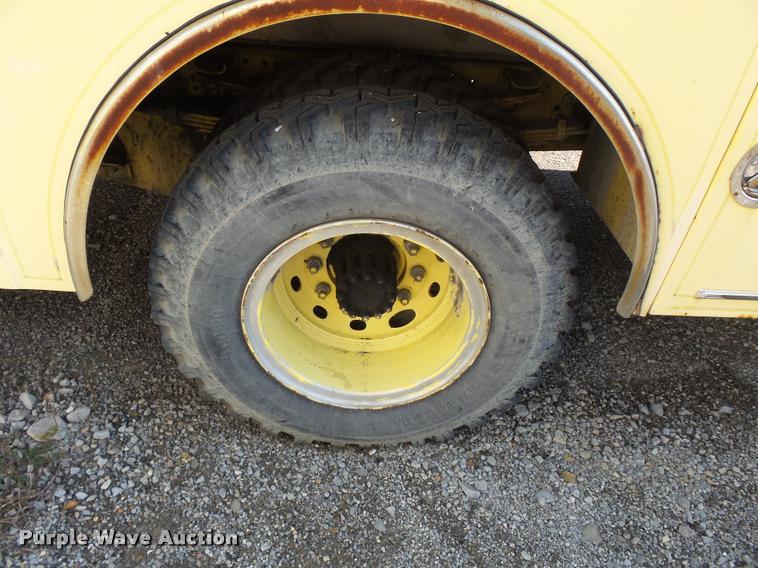 image for item K3435 1976 Ford 900 fire truck