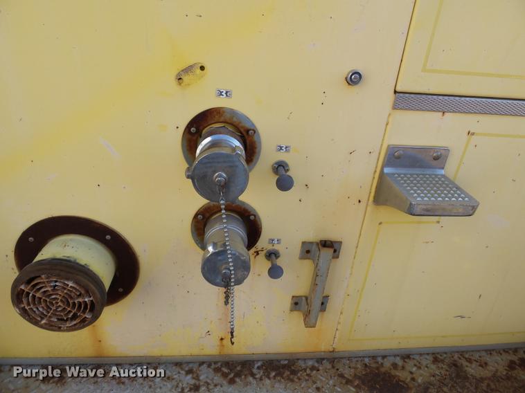 image for item K3435 1976 Ford 900 fire truck