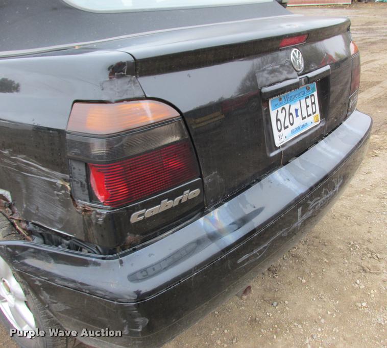 image for item K4247 1999 Volkswagen Cabrio convertible