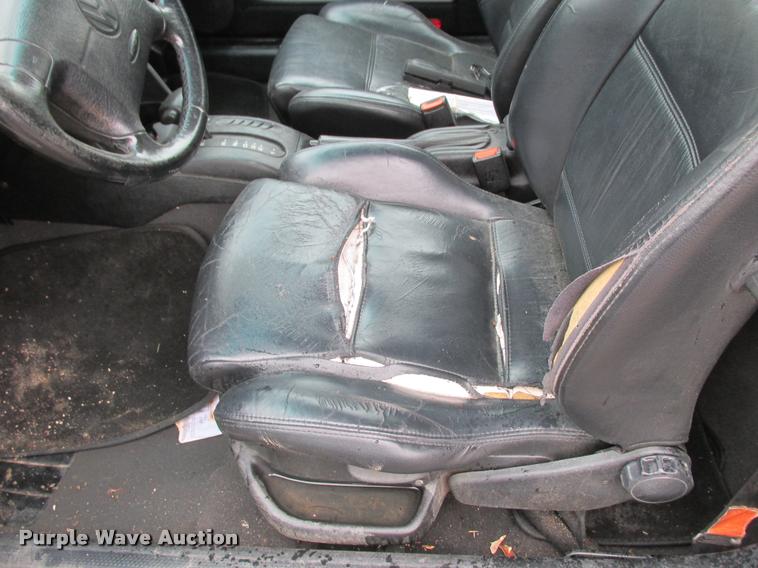 image for item K4247 1999 Volkswagen Cabrio convertible