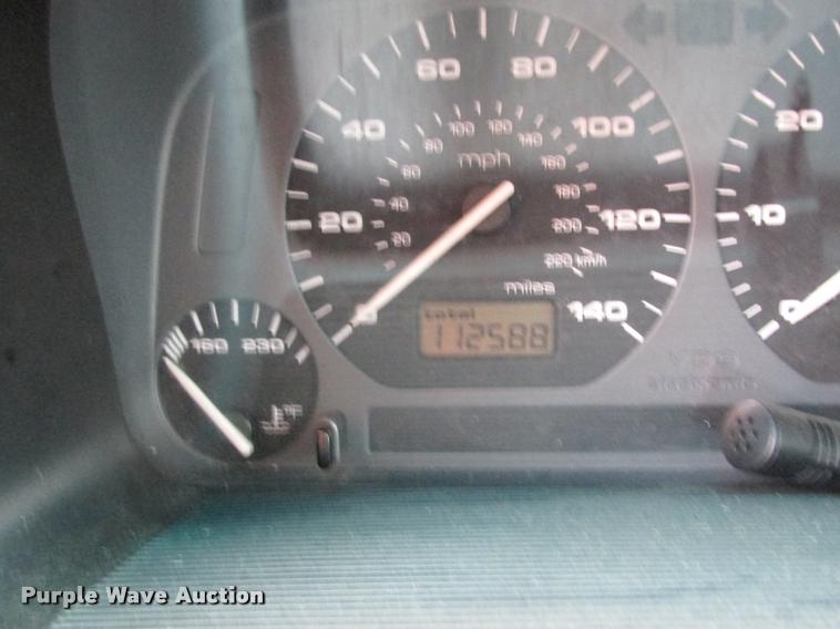 image for item K4247 1999 Volkswagen Cabrio convertible