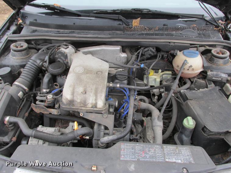 image for item K4247 1999 Volkswagen Cabrio convertible