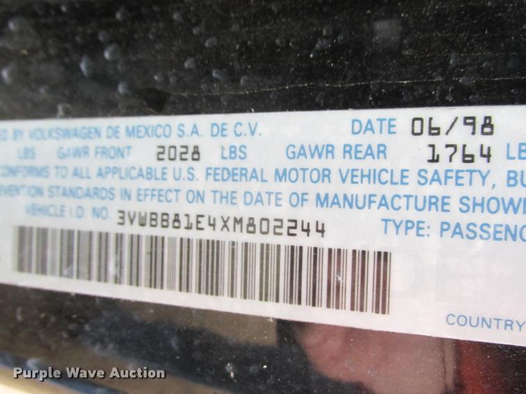 image for item K4247 1999 Volkswagen Cabrio convertible