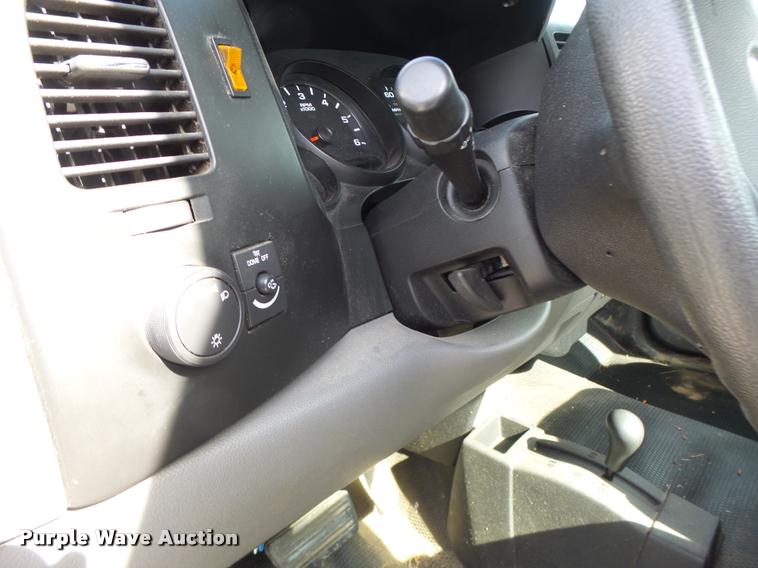 image for item K5600 2009 Chevrolet Silverado 1500 pickup truck