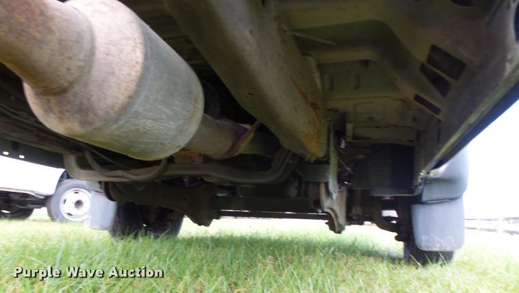 image for item K5601 2005 Ford F450 Super Duty truck cab and chassis